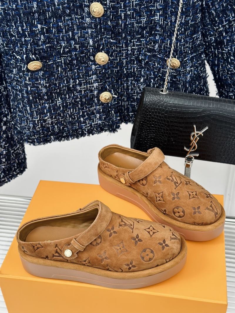 Louis Vuitton Slippers